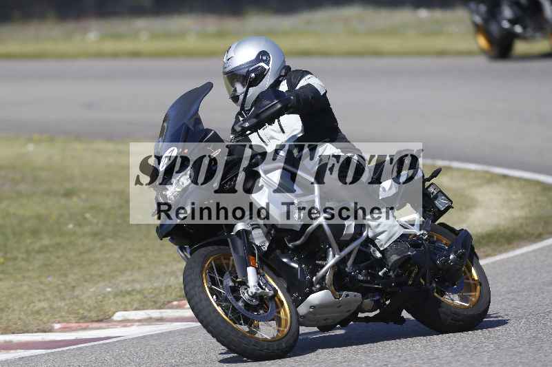 /01 02.04.2026 MAZ ADR/Gruppe rot/27